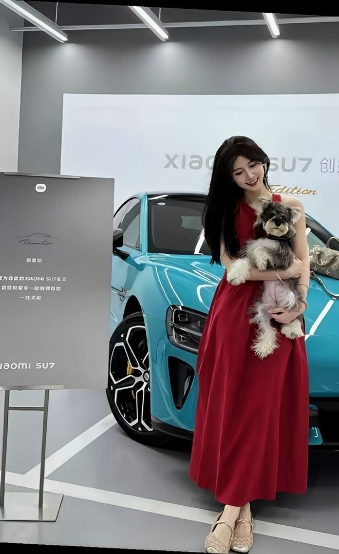 质量都这么高的吗？仙女也就长这样吧pg电子入口小米SU7的美女车主(图6)