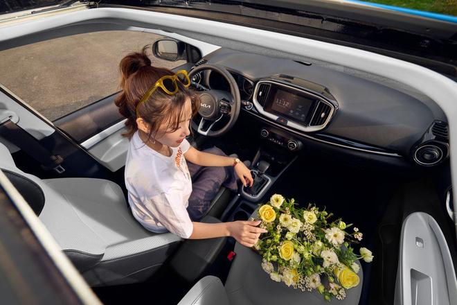 648万起 品质生活的省心SUV 2026款起亚奕跑上市(图8)